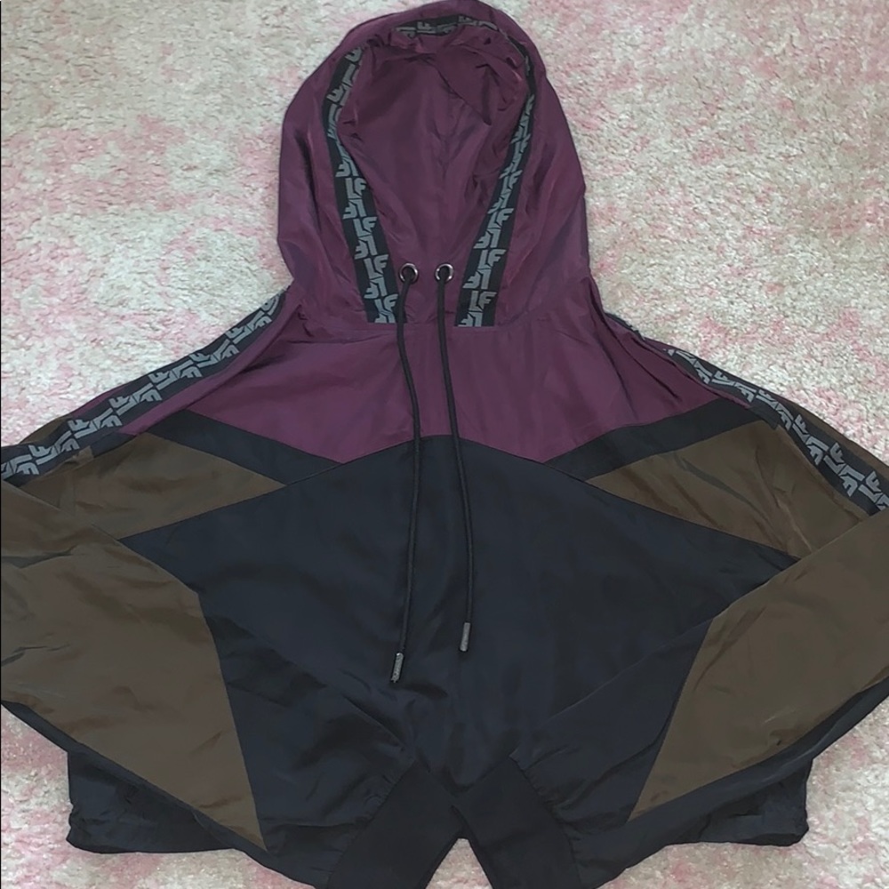 LF Crop Hoodie